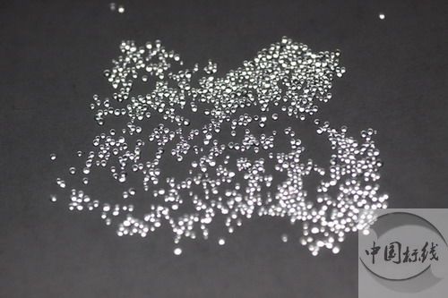 肥城金属表面处理厂喷砂玻璃微珠清理